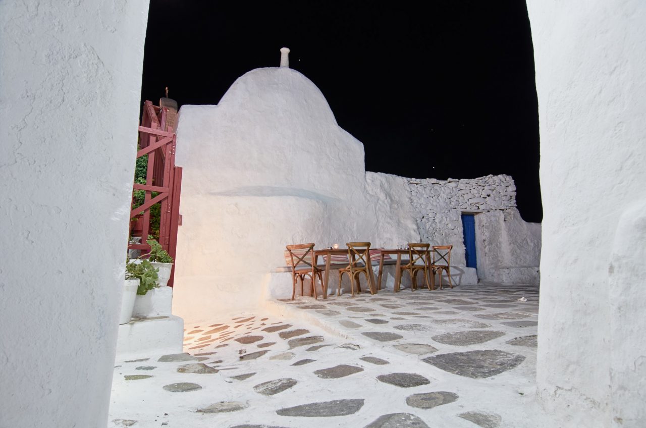 15th century Paraportiani Church part