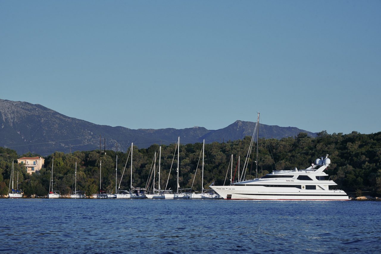 HARBOUR MOON Diaship 4300 Heesen Super Yacht Photographed by Lucian Niculescu