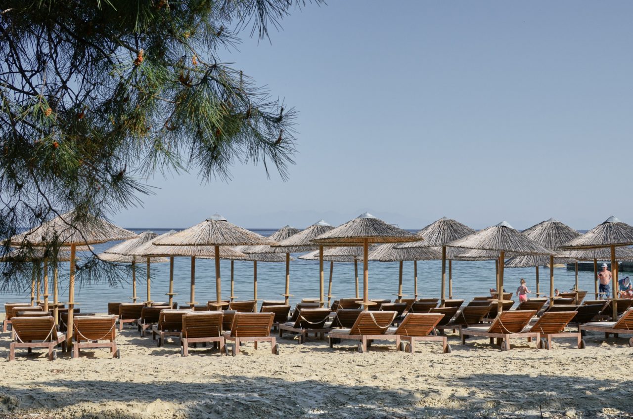 Koukounaries Beach, Koukounaries